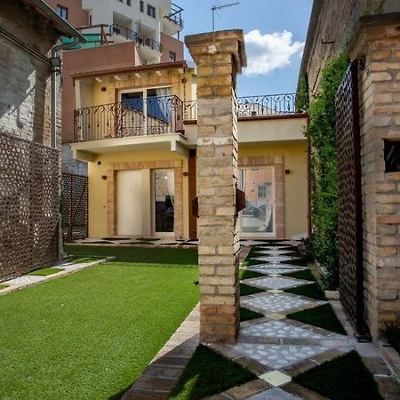 B&B Le Casette Chieti Bagian luar foto